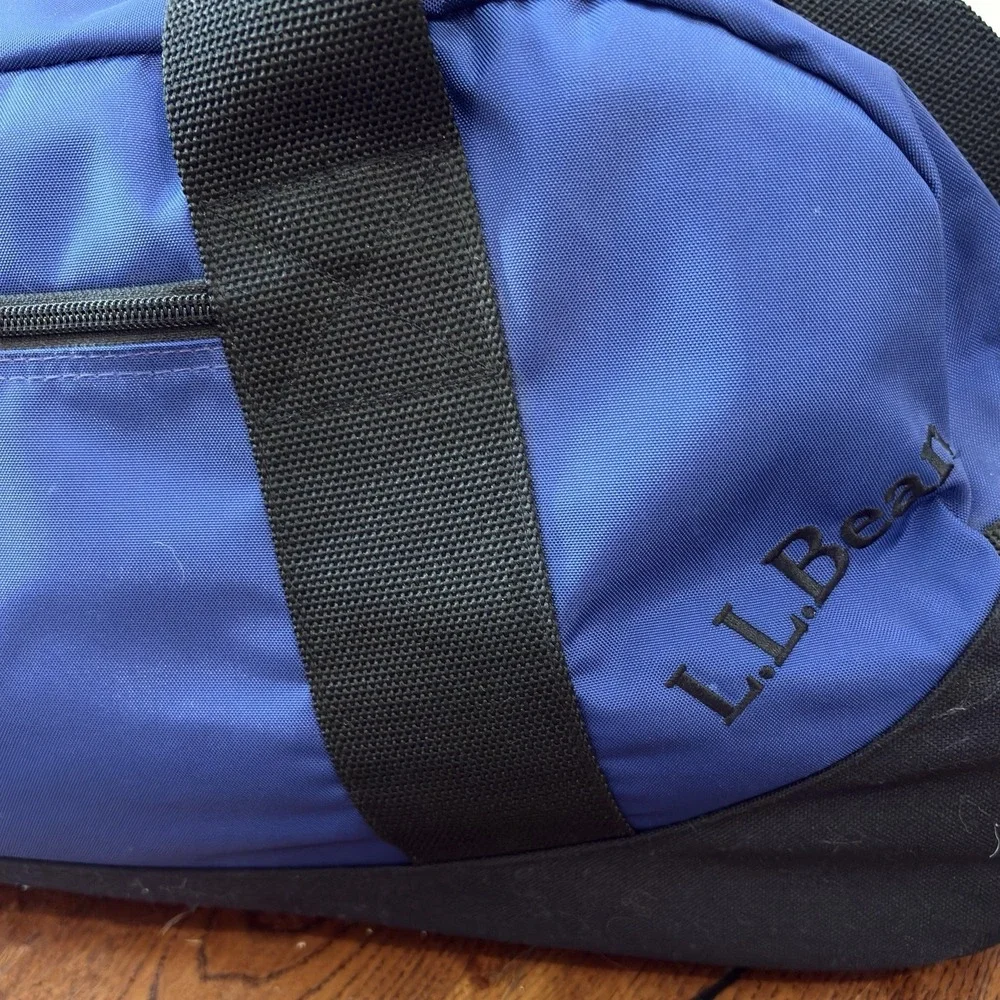 LL Bean 22